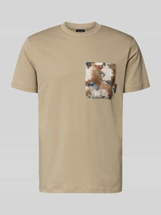 A|X Armani Exchange T-Shirt mit Brusttasche in Beige, Gr&ouml;&szlig;e XXL