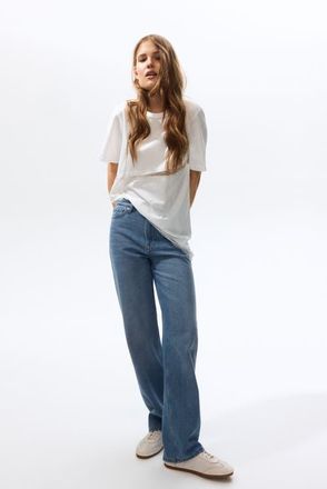 H&M Straight High Jeans in Light Denim Blue at Nordstrom, Size 10