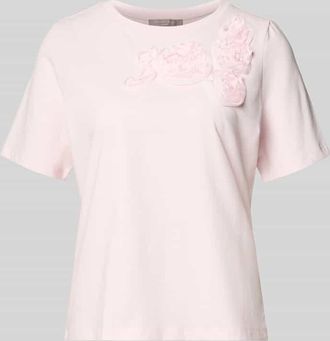 Christian Berg Regular Fit T-Shirt mit floralem Besatz in Hellrosa, Gr&ouml;&szlig;e 34