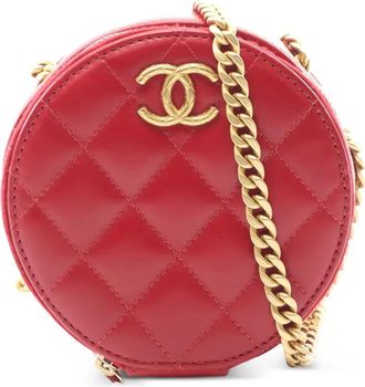Chanel 2020s round matelass&eacute; shoulder bag - Red