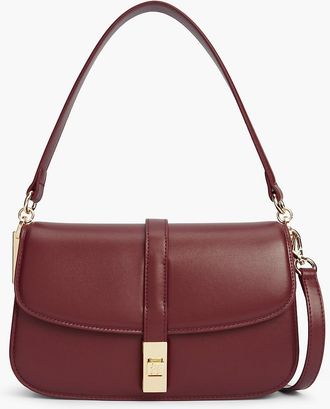Tommy Hilfiger Womens Monogram Turnlock Crossbody Bag - Oxblood