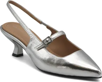 Adrienne Vittadini Scooter Pump