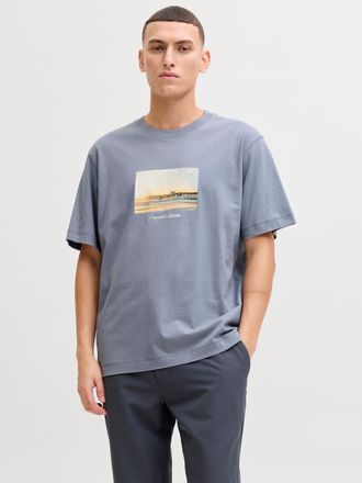Jack & Jones T-Shirt JACK & JONES JORNORREBRO PHOTO TEE SS CREW NECK, Herren, Gr. XXL, tradewinds, Jersey, Obermaterial: 100% Baumwolle, bedruckt, relaxed fit norm