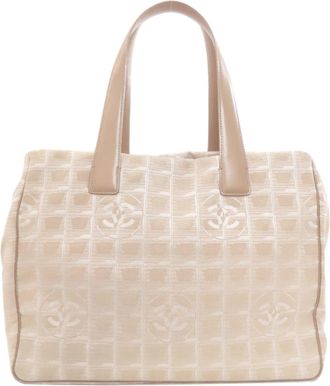 Chanel Beige Nylon Tote Bag (Pre-Owned)