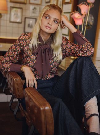 Icone Womens Contrast scarf-collar shirt