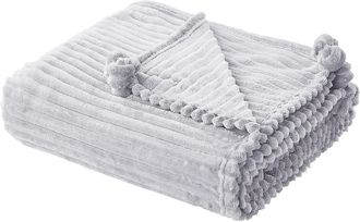 Beliani Beliani - Manta Gris Claro Poli&eacute;ster 150 X 200 Cm Estructura Acanalada Pompones Dormitorio Kaweri