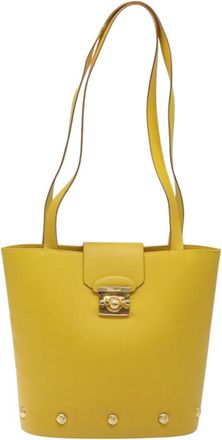 Ferragamo Yellow Leather Shoulder Bag (Pre-Owned)