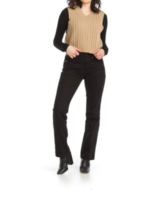 Papillon Cable Knit Vest In Camel