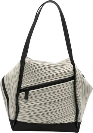 Issey Miyake Schoudertas met schuine plooien - Dames - Schoudertassen - Grijs - ONE Size - Polyester - Tassen