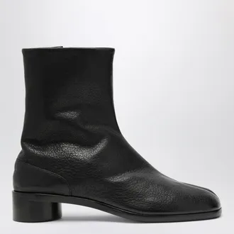 Maison Margiela Tabi leather ankle boots in black