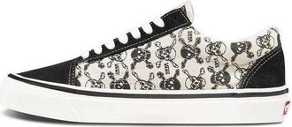 Vans Old Skool 36 DX Skulls VN0A38G2X7Y
