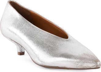 Seychelles Libertine Pointed Toe Kitten Heel Pump in Pewter at Nordstrom, Size 8.5