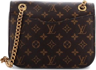 Louis Vuitton Passy Handbag Monogram Canvas crossbody bag - Bruin
