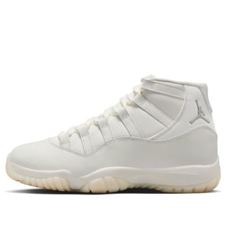Nike Jordan (WMNS) Air Jordan 11 Retro Pearl AR0715-110