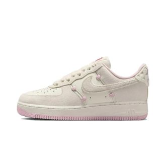 Nike Fitness, Dames, Beige, 40 1/2 EU, Leer, Air Force 1 Low Valentijnsdag