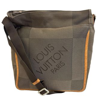 Louis Vuitton Damier Geant Green Khaki Canvas Shoulder Bag (Pre-Owned)