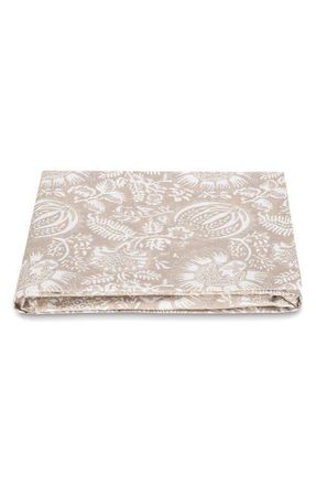 Matouk Granada Fitted Sheet in Dune at Nordstrom, Size California King