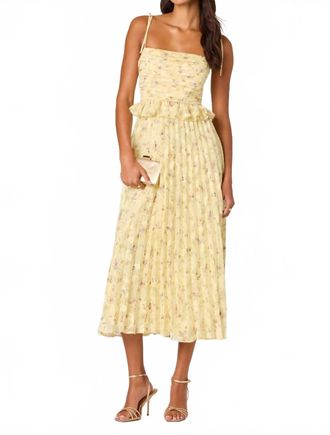 Astr Emerys Midi Dress In Yellow Floral