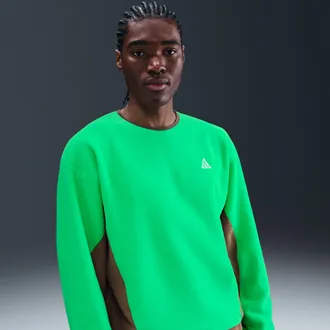 Nike Mens Nike ACG Wolf Tree Crew in Green | HV1117-388