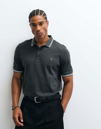 Farah polo a maniche corte con logo a contrasto Bowes in nero slavato