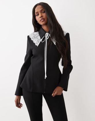 Asos Blazer peplo nero con colletto in pizzo