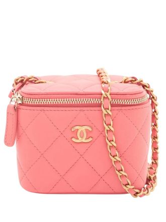 Chanel 2020 Mini Quilted Lambskin Pearl Crush Vanity Case With Chain crossbody bag - women - Lambskin - One Size - Pink