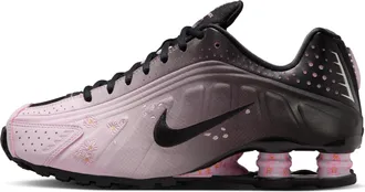 Nike Womens Shox R4 Shoes in Pink | IB8872-600