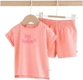Next Appliqu&eacute; T-Shirt & Shorts in Pink at Nordstrom, Size Newborn