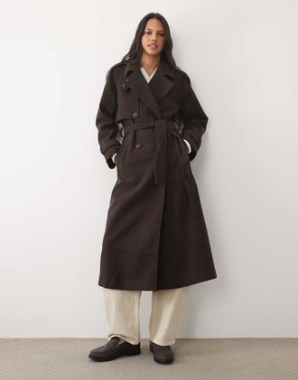 New Look cappotto lungo con cintura e collo alto in marrone scuro