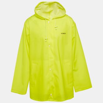 VETEMENTS Neon Yellow Logo Print Synthetic Raincoat