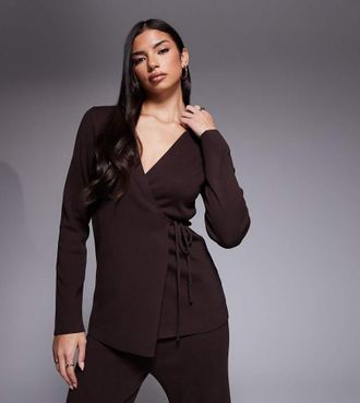 KAIIA Esclusiva Kaiia - Top a portafoglio in maglia a coste color cioccolato con laccetti in coordinato-Marrone