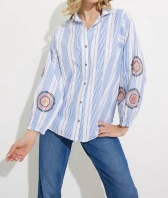 Nic+Zoe Womens Embrodiered Skies Shirt In Blue Multi