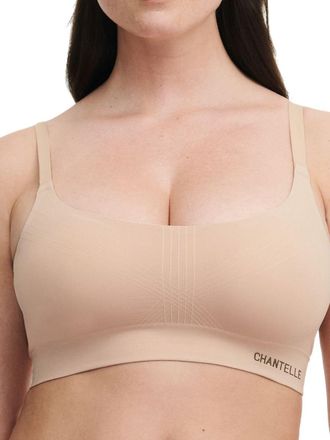 Chantelle Womens Smooth Comfort Wirefree Support Bra - Beige polyamide - Size Medium