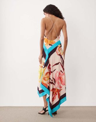 Asos Tall ASOS DESIGN Tall - Vestito lungo asimmetrico con stampa stile foulard, scollo ad anello profondo e schiena scoperta-Multicolore