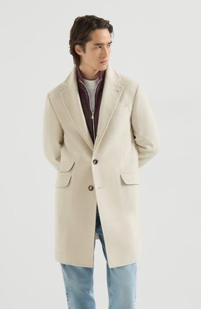 Brunello Cucinelli Lightweight water-resistant cashmere coat with double vents in Sand at Nordstrom, Size 54