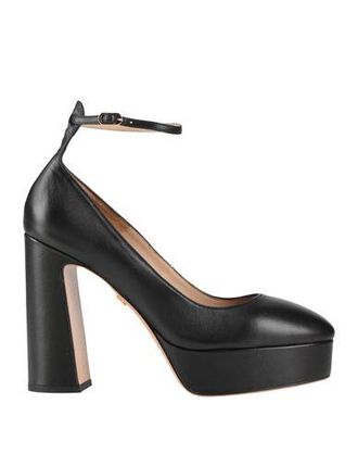 Lola Cruz Pumps
