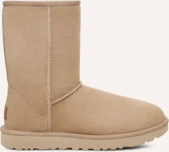 UGG Womens Classic Short Ii Boot In Sand