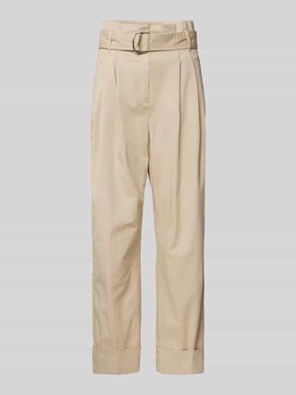 Boss Orange by Hugo Boss BOSS Orange Straight Fit Stoffhose mit Bundfalten Modell Tashaina in Sand, Gr&ouml;&szlig;e 38