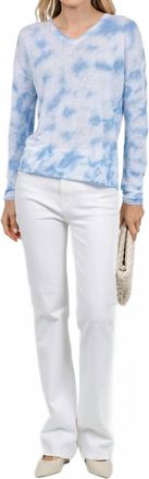 Elliott Lauren Daydreaming Printed V Neck Sweater In Chambray