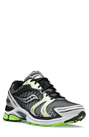 Saucony ProGrid Triumph 4 Running Shoe in Black/silver at Nordstrom, Size 8