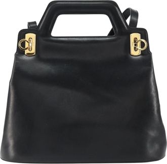 Ferragamo Wanda Handbag Leather Black Leather Handbag (Pre-Owned)