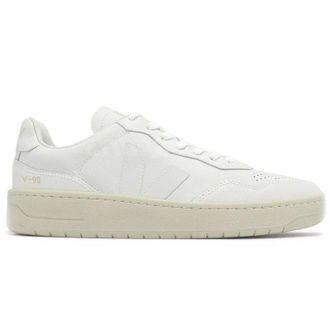 Veja V-90 Organic Traced Leather Womens Fashion Trainers - White - Size:UK 4.5