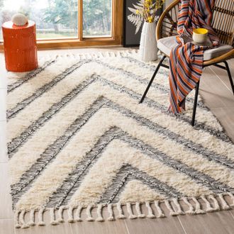 Safavieh Kenya Hand Made Area Rug, Black / Ivory Shag / Flokati Style Non-Shedding