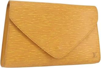 Louis Vuitton Pre-owned Clutches, female, Yellow, Size: ONE SIZE Pre-owned Leather Clutch