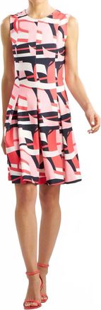 Natori Lines Sleeveless Pleated Dress In Abstract