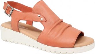 Django & Juliette Womens Madis Sandals In Melon/ Dark Tan Leather