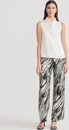 Misook Short Tie-Neck Sleeveless Blouse in White at Nordstrom, Size Xx-Large
