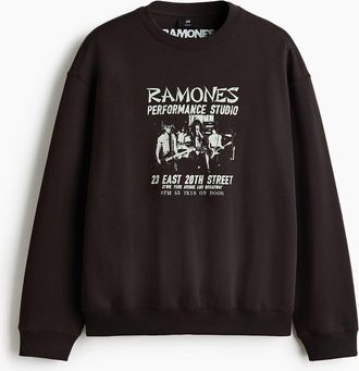 H&M Loose Fit Sweatshirt in Dark Brown/ramones at Nordstrom, Size Xx-Large