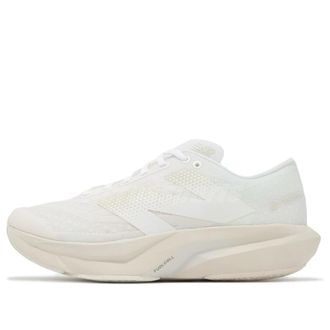 New Balance (WMNS) New Balance FuelCell Rebel v4 White Linen WFCXLJ4