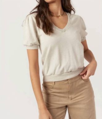 Bloomingdale's In My Feels Puff Sleeve V-Neck Pullover In Ash